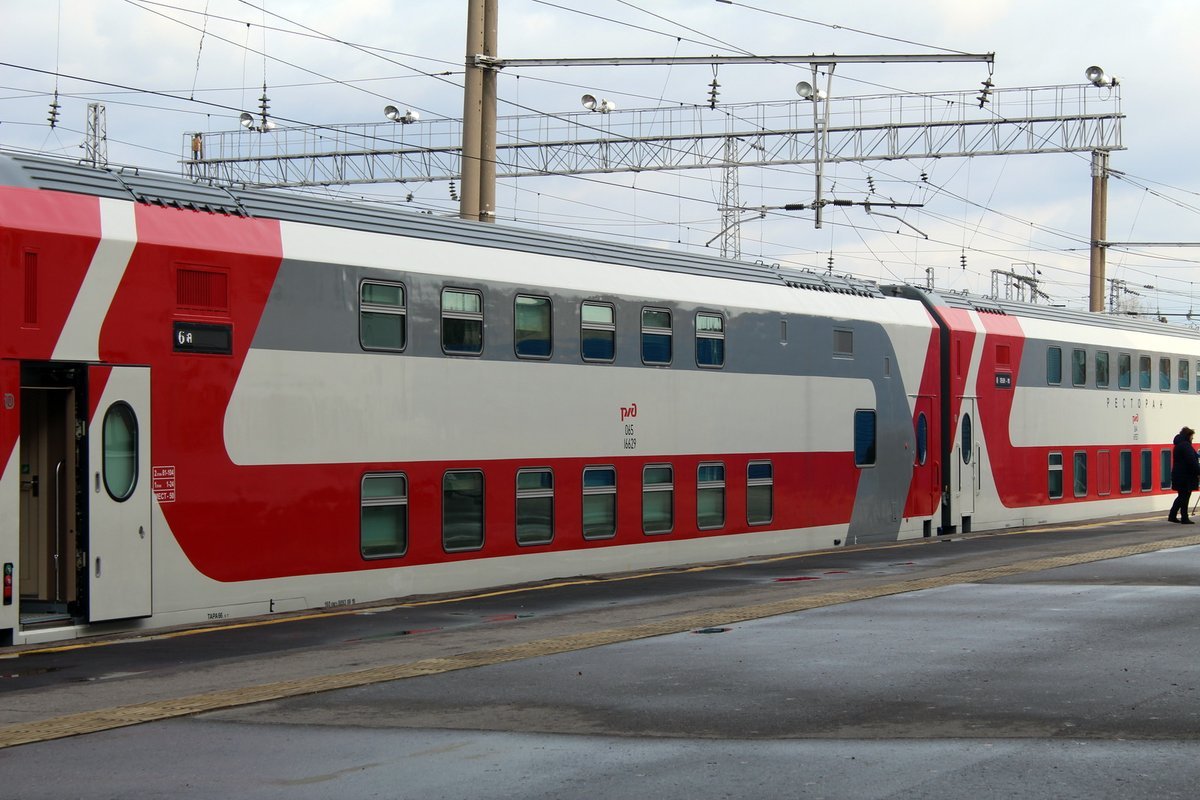 двухэтажный поезд из москвы в санкт петербург