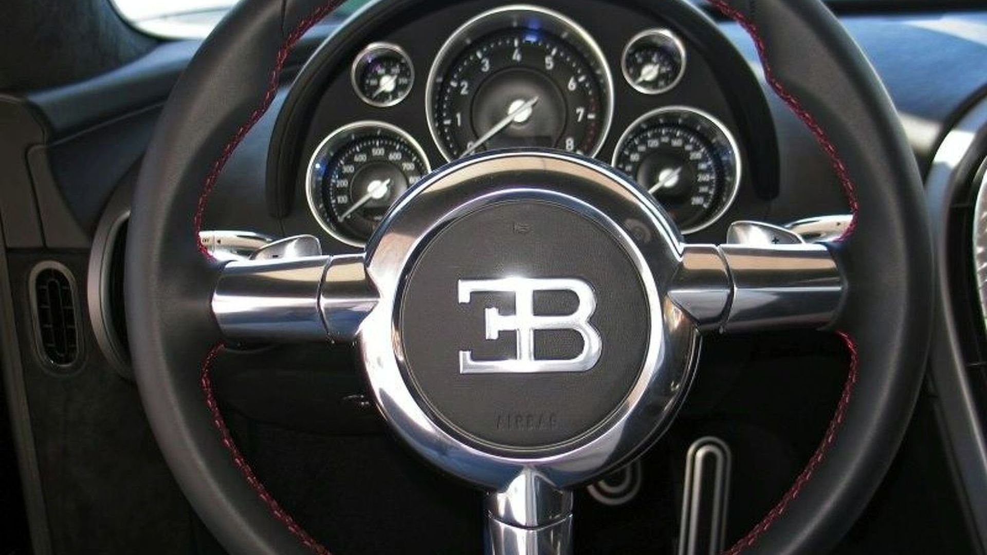 Руль от Bugatti Veyron