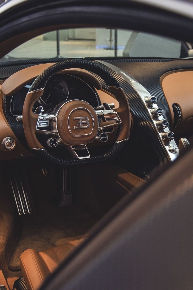 Bugatti Chiron руль