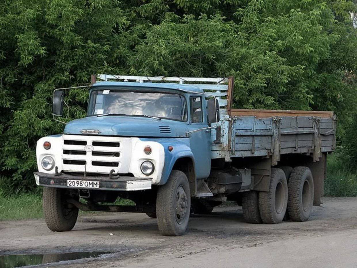 Старые грузовики россии. ЗИЛ крокодил 133гя. ЗИЛ-133 гя грузовой автомобиль. ЗИЛ 130 гя. Автомобиль ЗИЛ 133 гя.