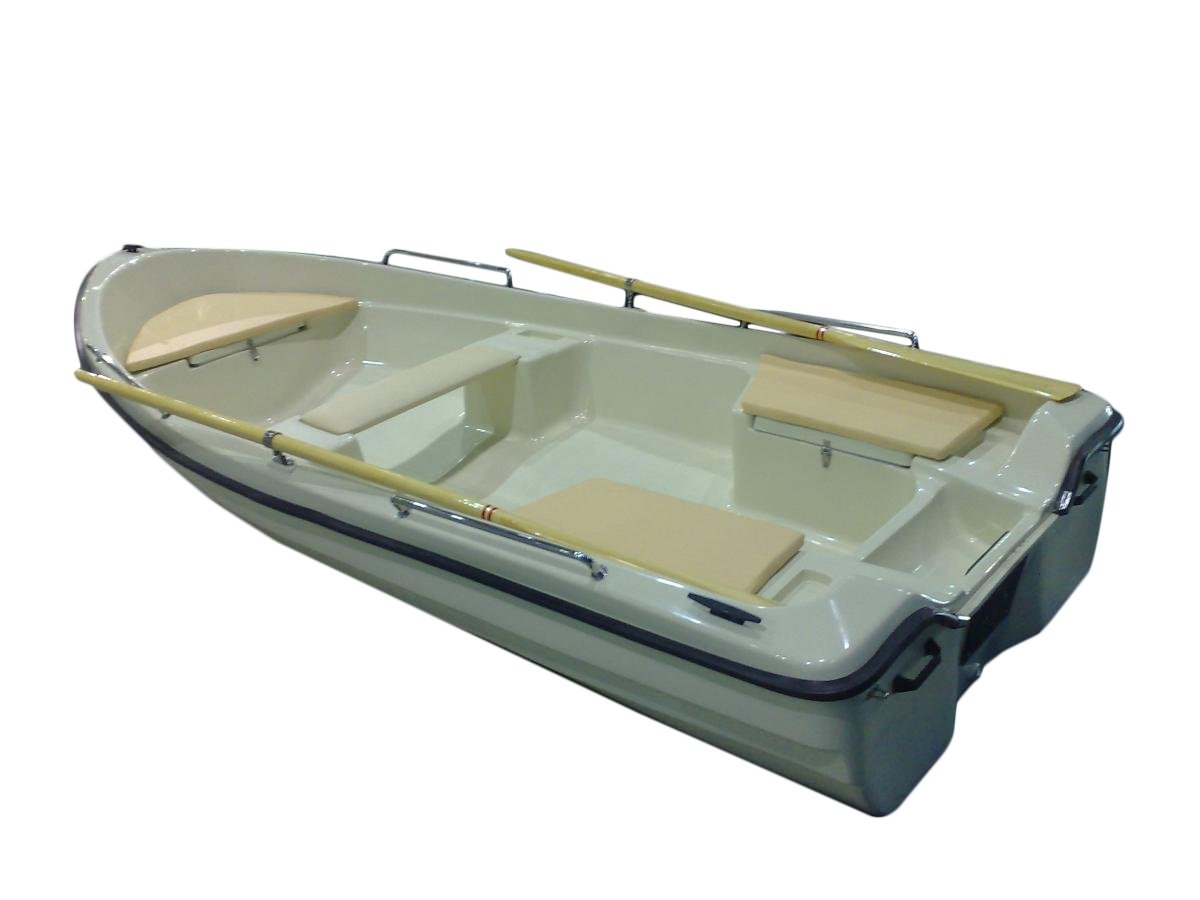 Озон интернет магазин лодки. Лодка гребная Онега. Лодка пластиковая. Пластиковые лодки под мотор. Моторные лодки для рыбалки с крышей.