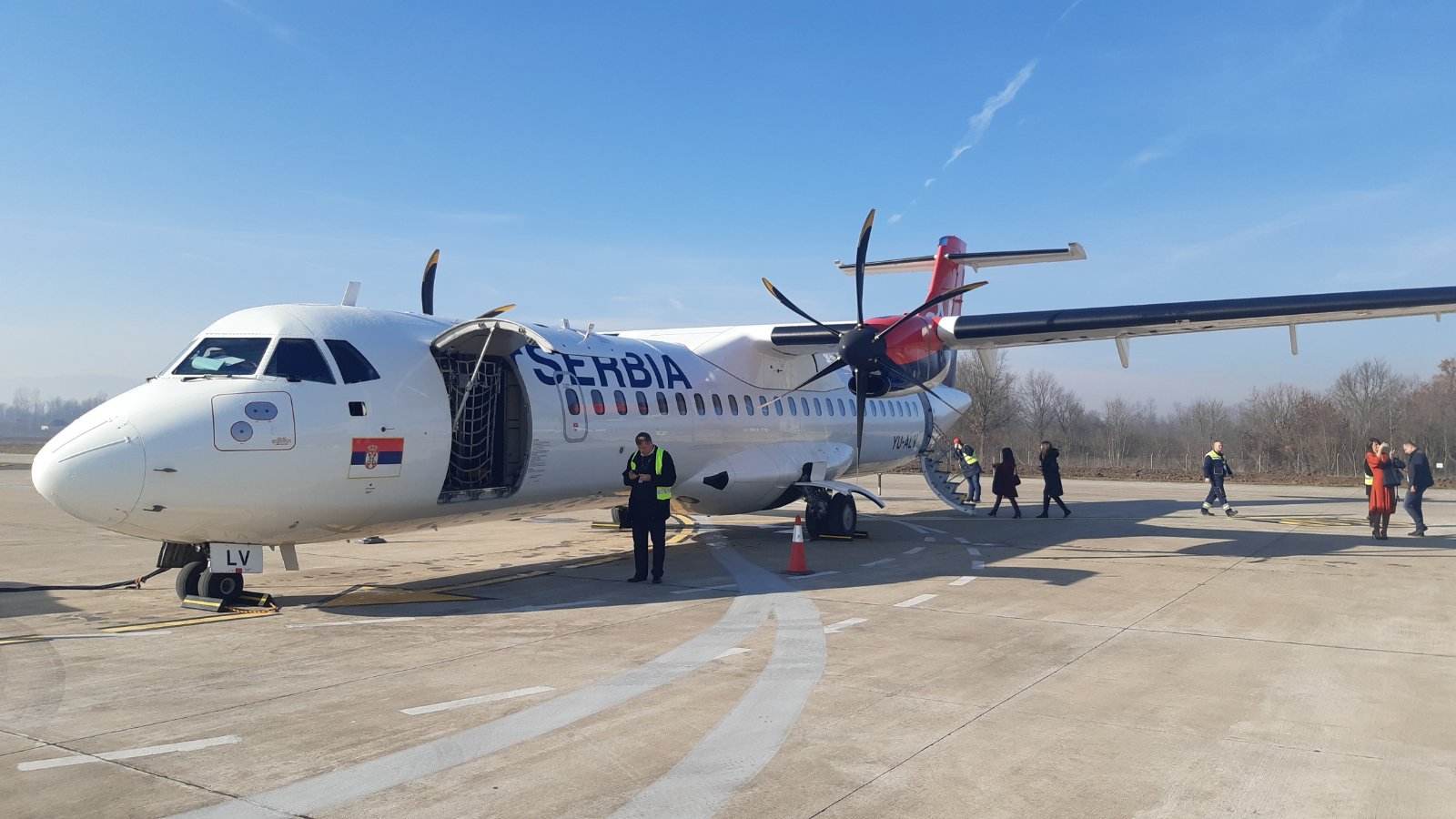 Air serbia белград. Эйр Сербия самолеты. Аэр Сербия авиакомпания. Авиакомпания сербские авиалинии. Air Serbia Москва Белград.