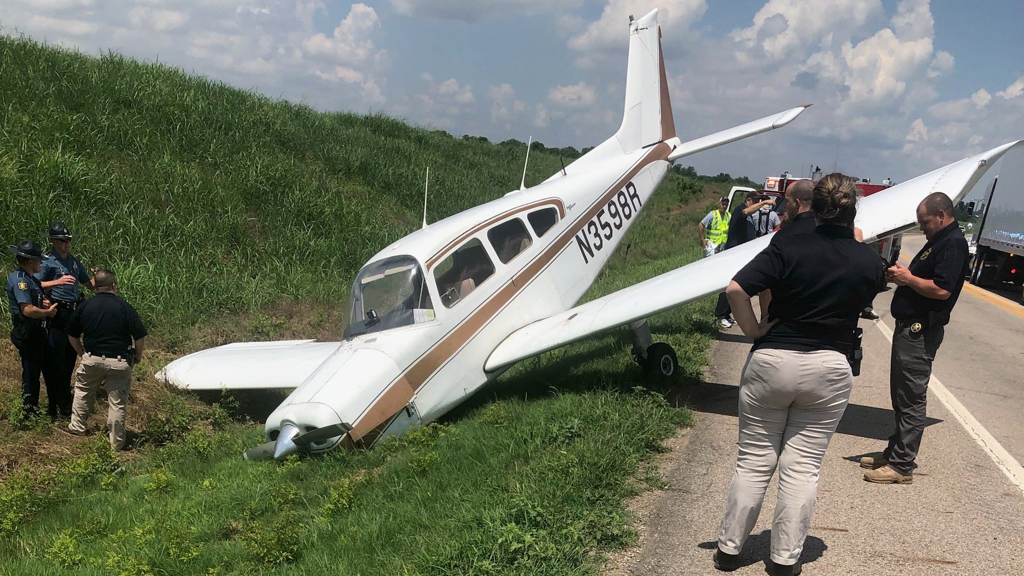 Белогорск самолет. Самолет PZL 42. Муни самолет. Гаврон самолет. Страшный самолет.