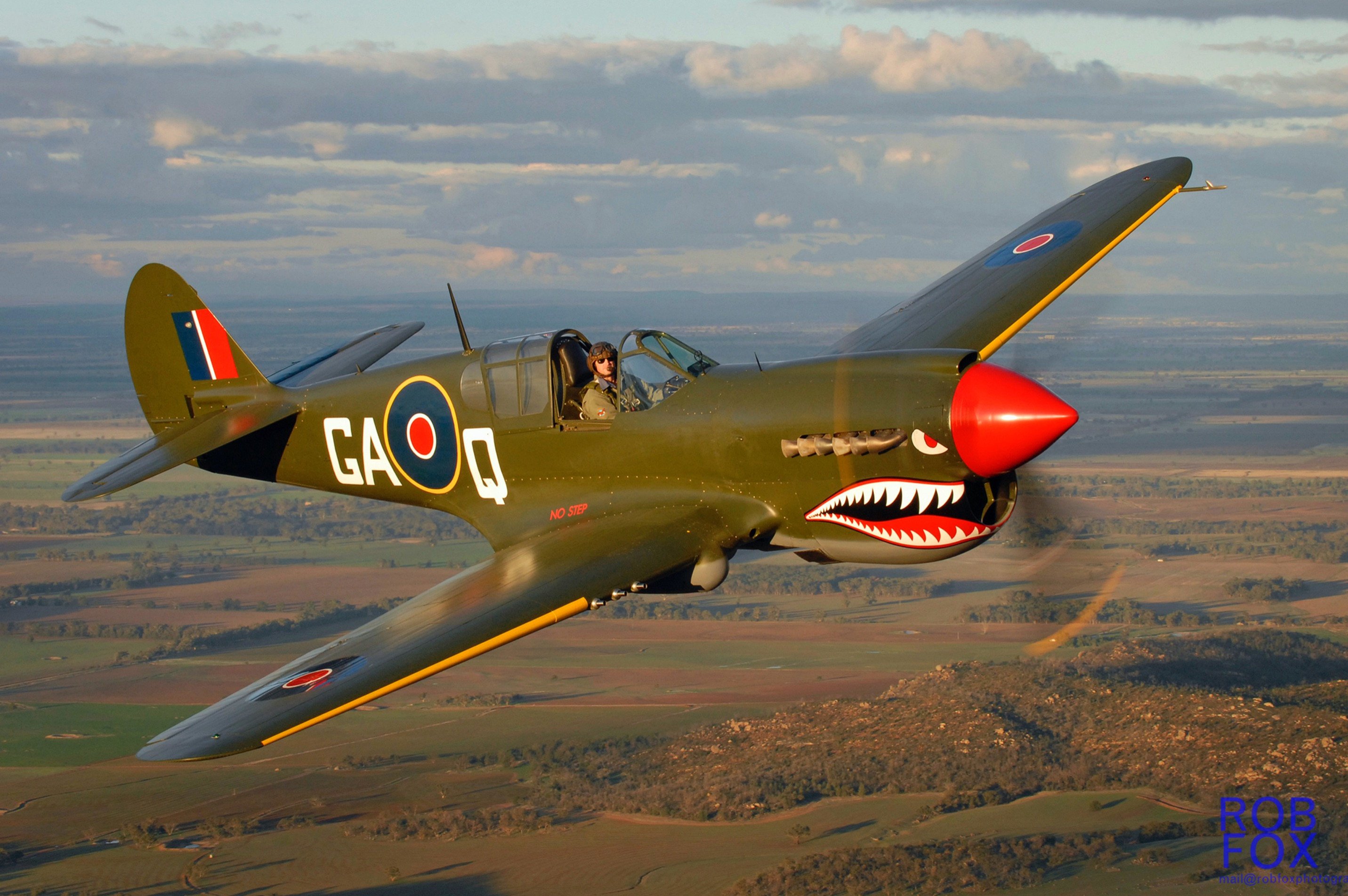 П 40. Curtiss p-40 Kittyhawk. Киттихаук самолет второй мировой. Curtiss p-40e Kittyhawk. P-40 Kittyhawk 1943.