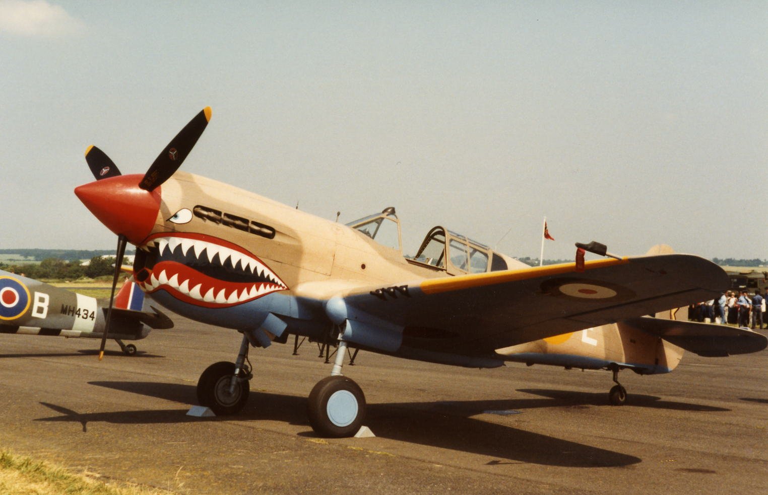 П 40. P-40e. P-40 Kittyhawk. P40 самолет Kitty Hawk. P-40e Kittyhawk.