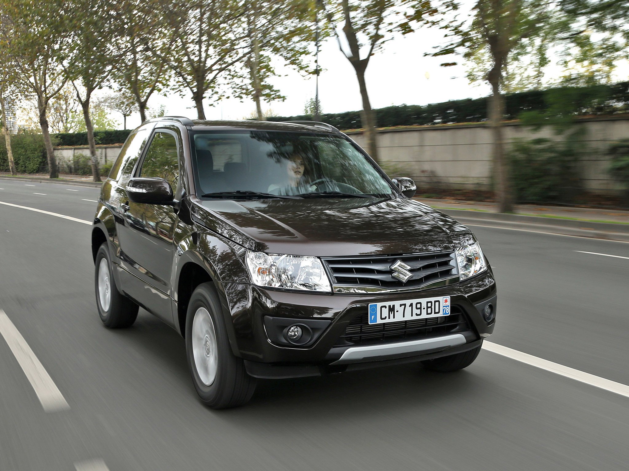 Гранд витара поколения. Сузуки Гранд Витара 3. Suzuki Grand Vitara 3 Door. Suzuki Grand Vitara 2013. Судзуки Гранд Витара 2013.