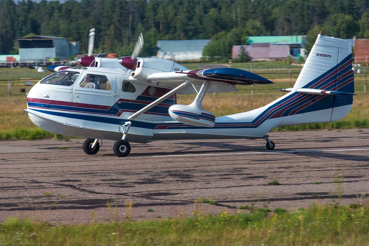 Продам самолет. Ra-2335g. Твин би самолет. Амфибия самолет малая Авиация. Самолет Сверхлегкий амфибия.