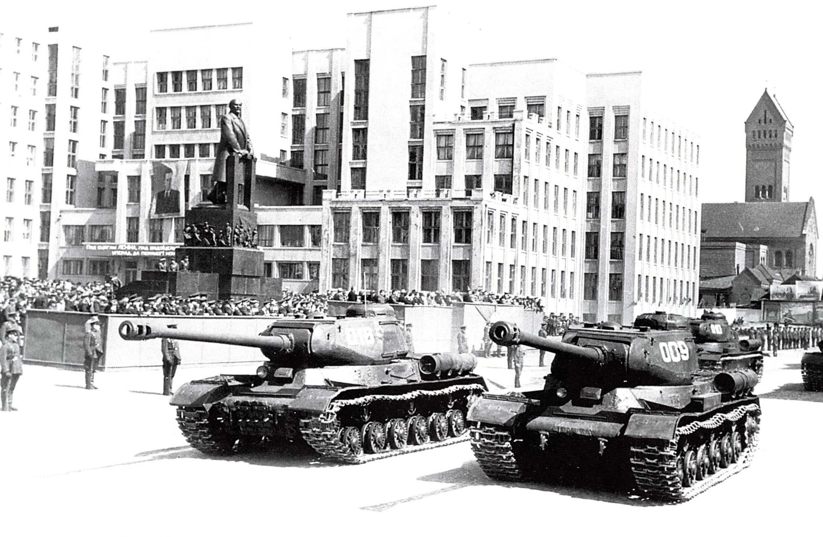 Отечественные ис. Танки СССР ИС 2. Танк ИС 2 1944. ИС-2 Берлин 432. ИС-2 (Иосиф Сталин).