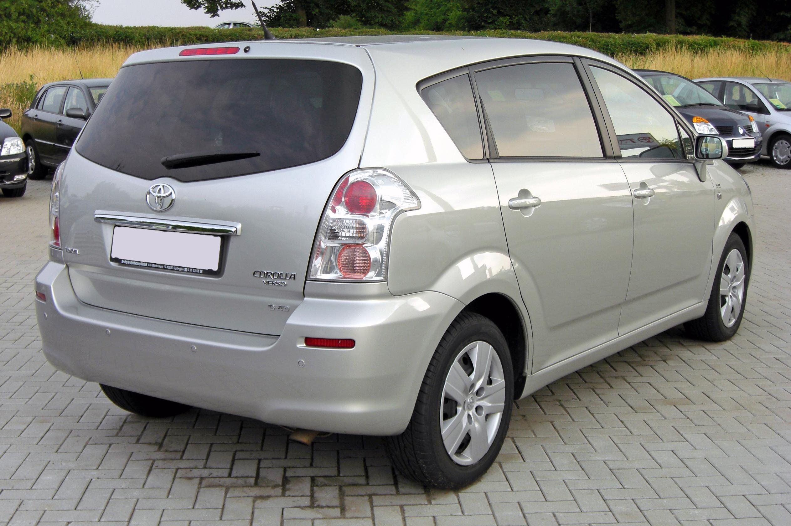 toyota corolla verso 2006