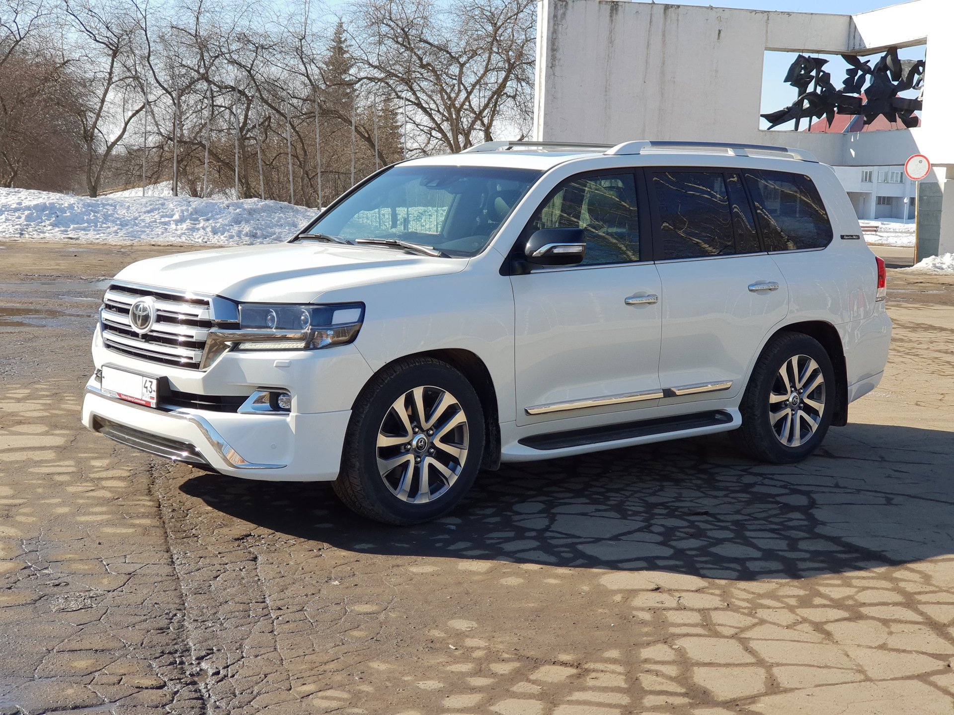 200 white. Тваета ЛЭГД Крущер 200 белый. Toyota Land Cruiser 200 White. Тойота ленд Крузер 200 Executive White. Тойота Лэнд коазер 200 белый.