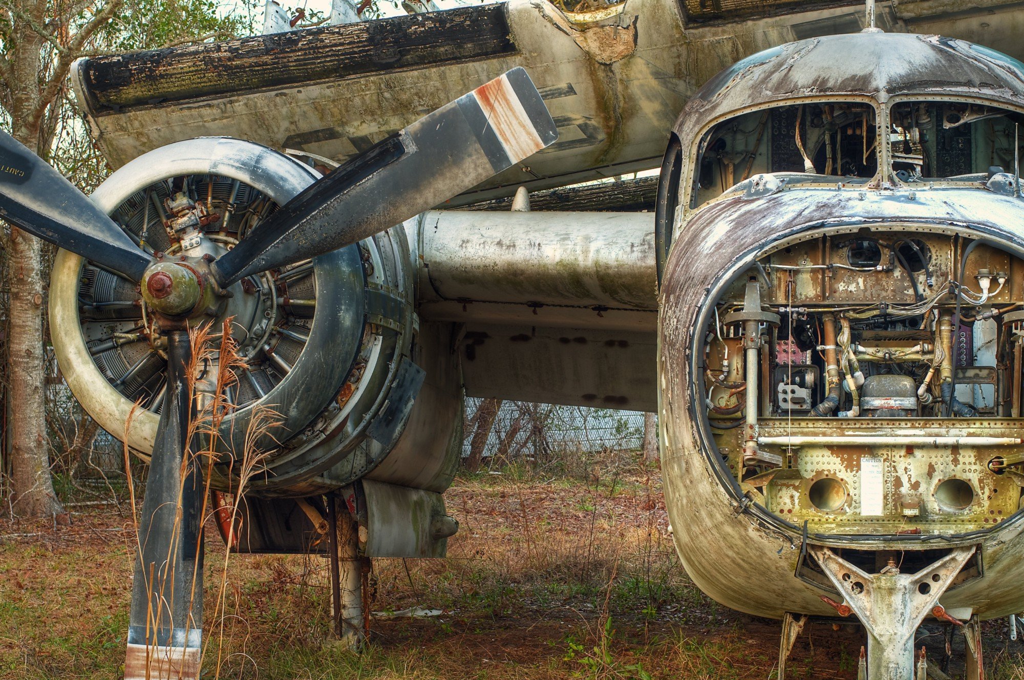 Самолет кидать. Заброшенный самолет ил-2. Заброшенный самолет ил-76 (abandoned il 76). Ржавый самолет. Старые заброшенные самолеты.