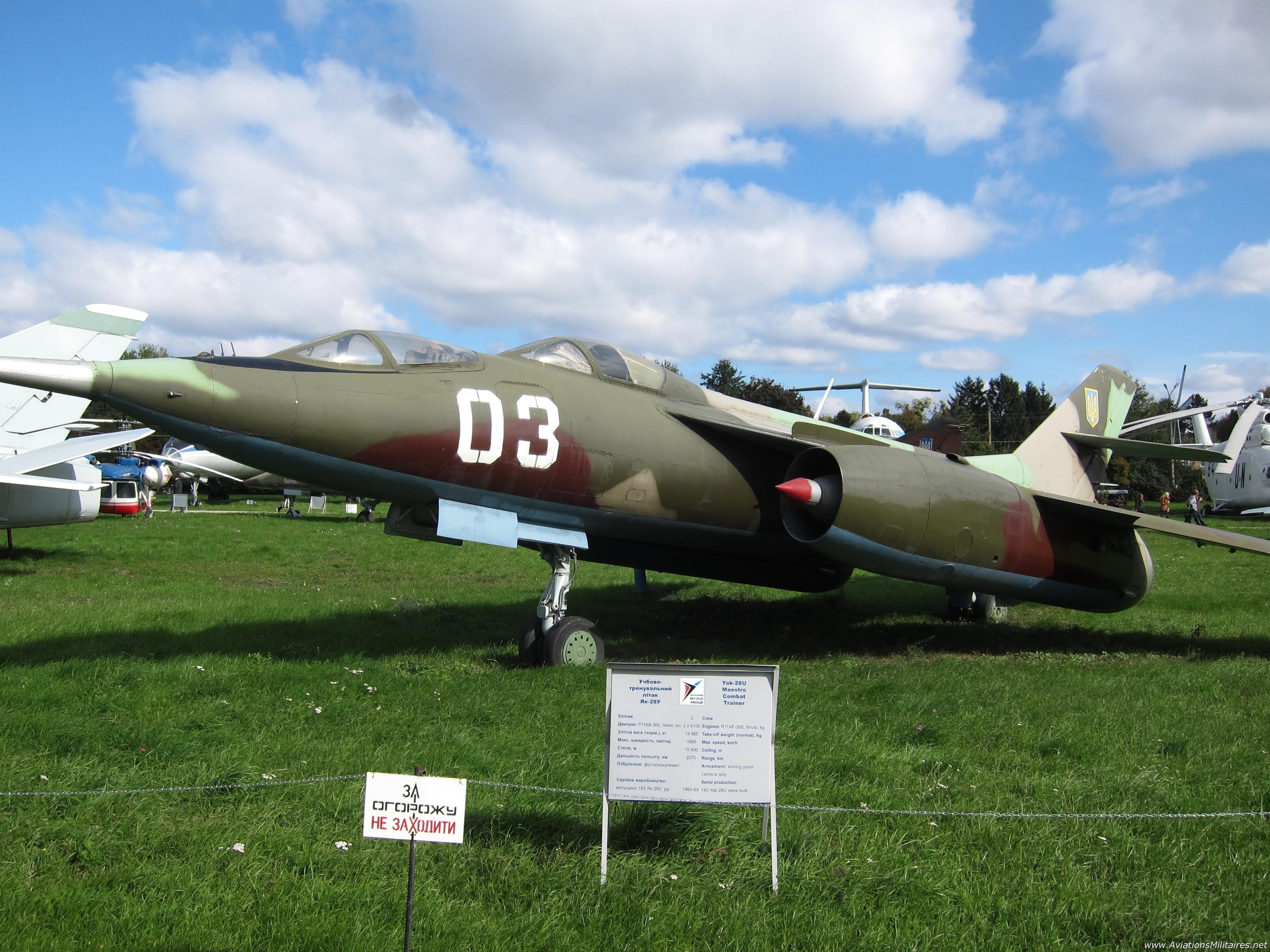 Як 28. Яковлев як-28. Як 28б. Hobby Boss 81768 Russian Yak-28pp Brewer-e. Yakovlev Yak-26.