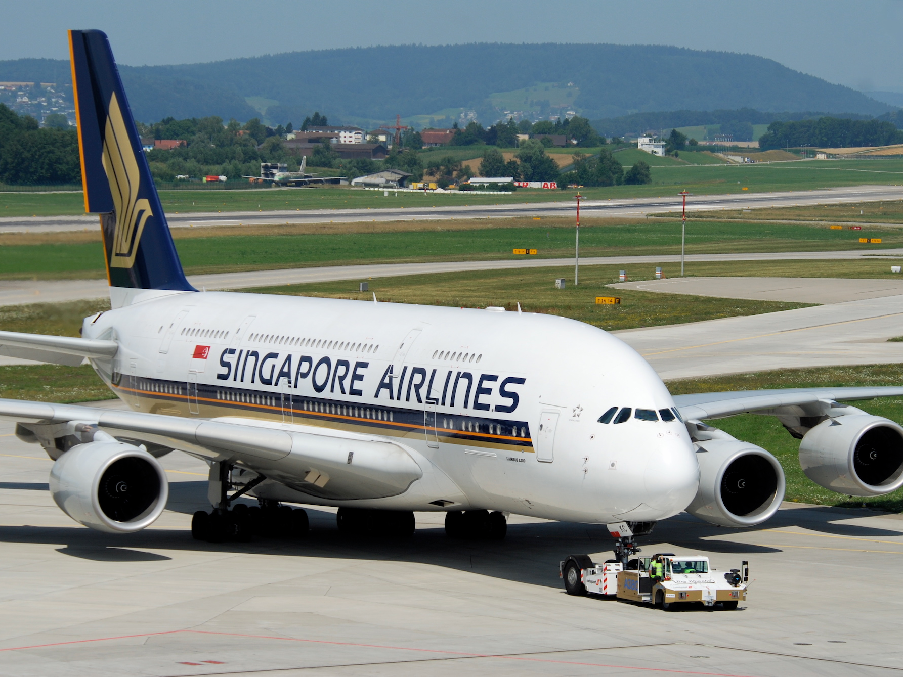 Airbus a380. Эйрбас 380. А380-800. Airbus a380-800.