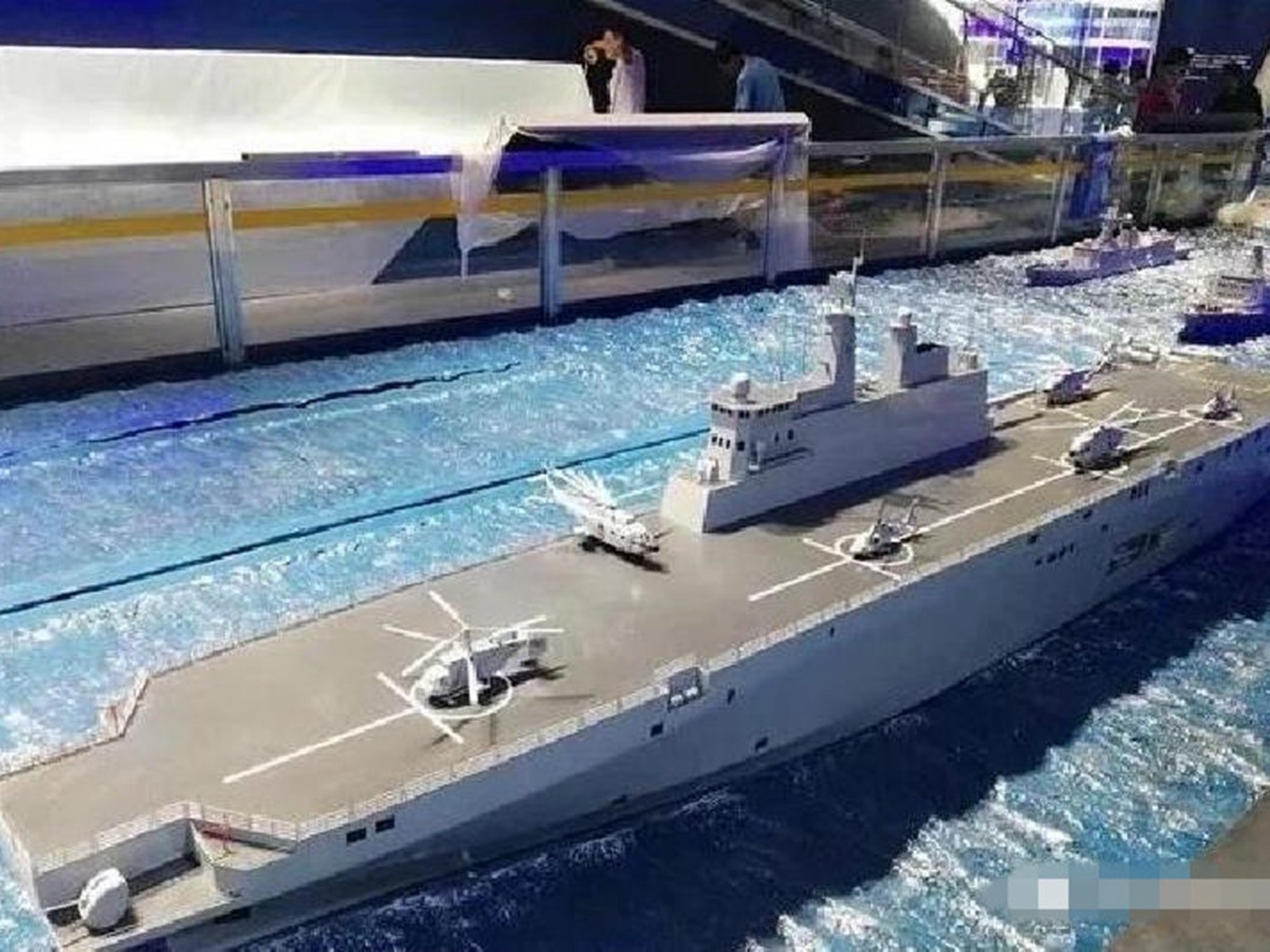 Проект вик. Вертолетоносец Type 075. Универсальный десантный корабль типа 075. Универсальный десантный корабль проекта Тип-075.. УДК проекта 075.