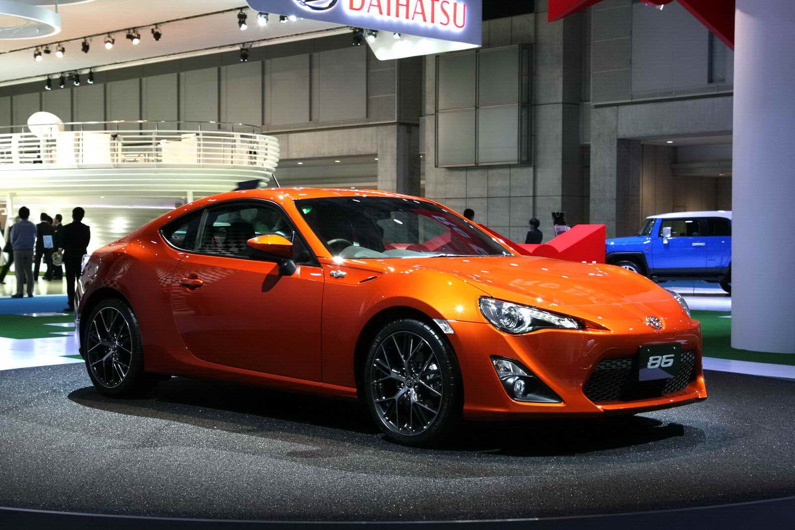 Трехдверная Тойота купе gt86