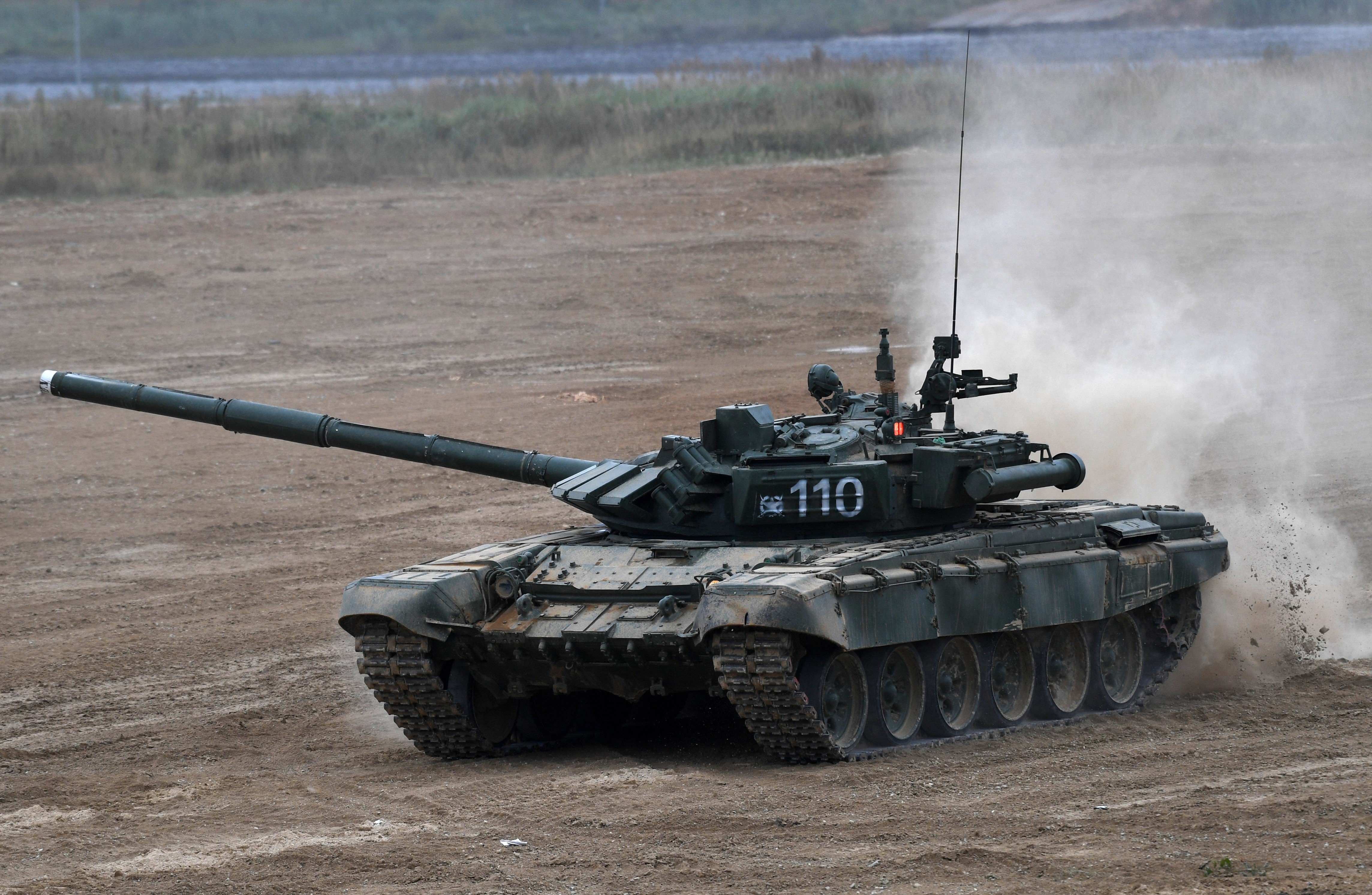 Б т рф. Т-72б3. Танк т72б3. Т-72б3 основной боевой танк. Танк 72б3.