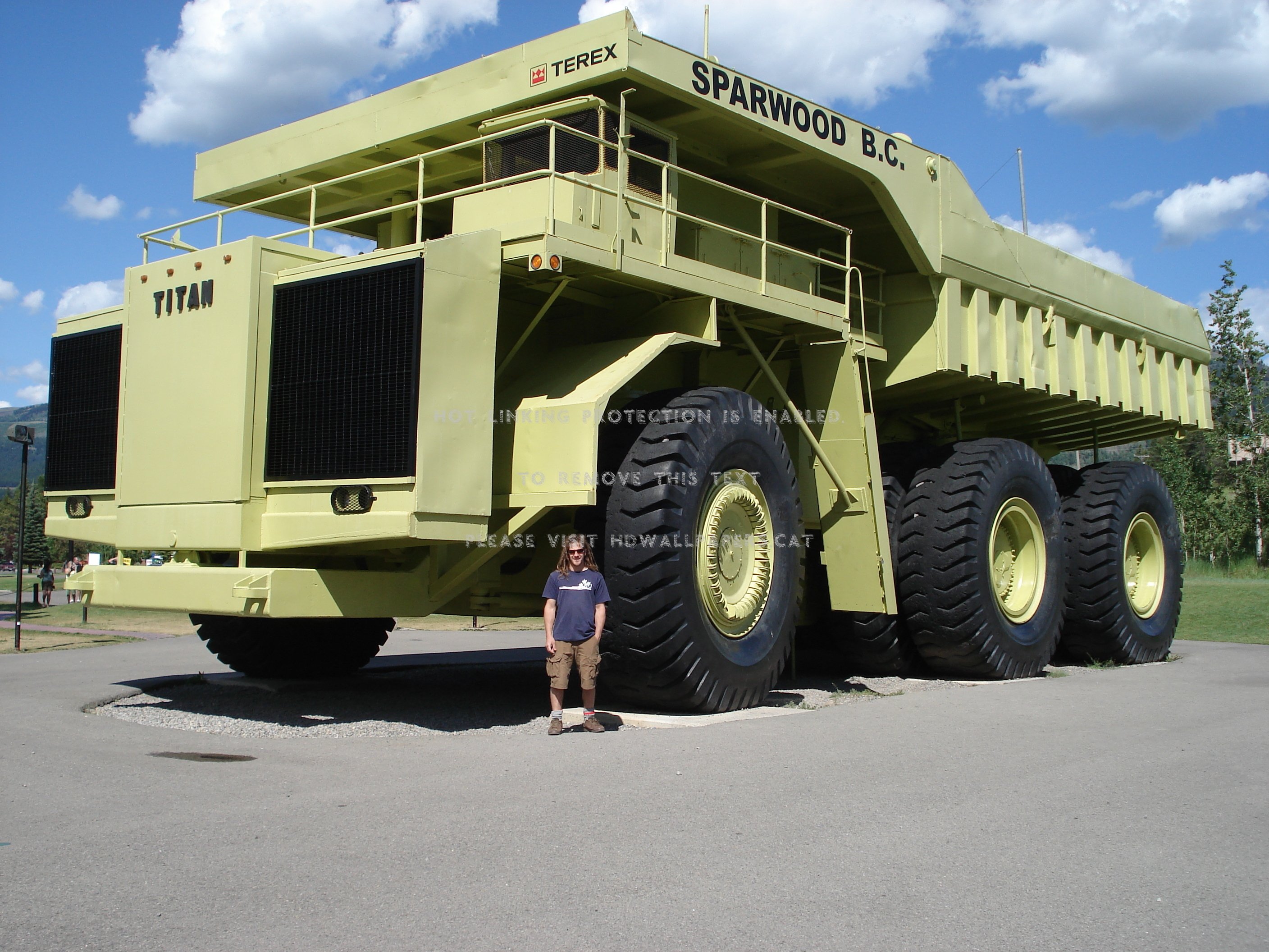 Огромный грузовик. Самосвал Terex MT 6300ac. Terex 33-19 Titan. Bucyrus mt6300ac. БЕЛАЗ 75318.