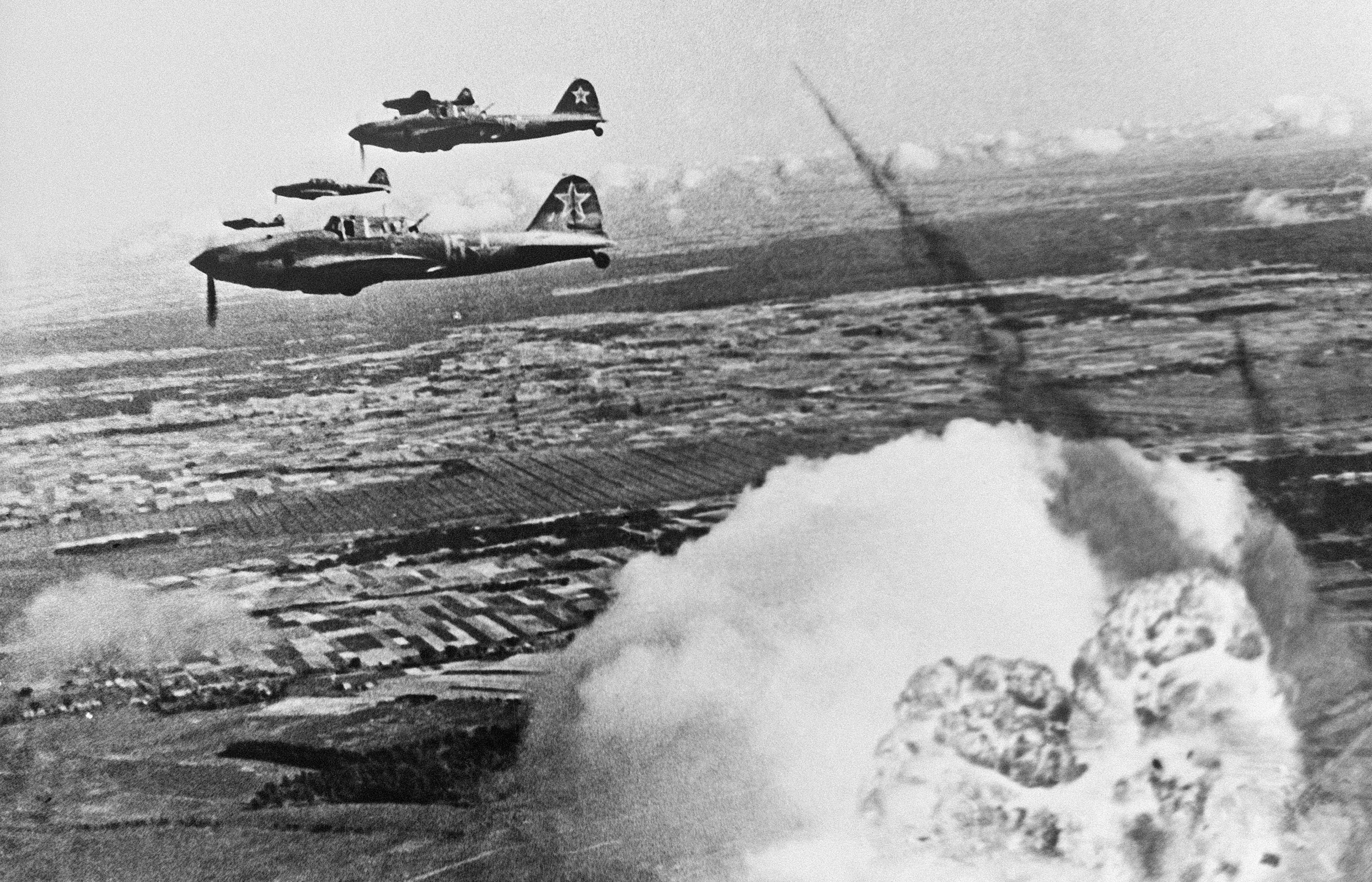 Военно воздушная операция. Штурмовики ил - 2 атакуют 1944. Самолет ил2 ВОВ. Самолеты ВОВ 1941-1945 ил-2.