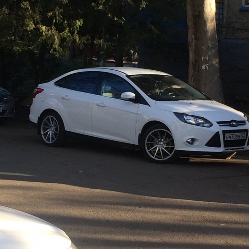 Ford Focus 3 r16