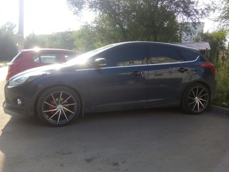 Ford Focus 3 Vossen CVT