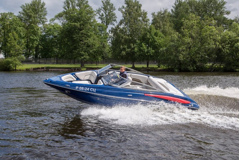 Crownline 190