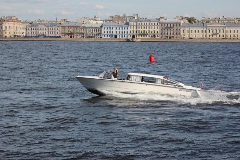 Лодка Венеция Нева