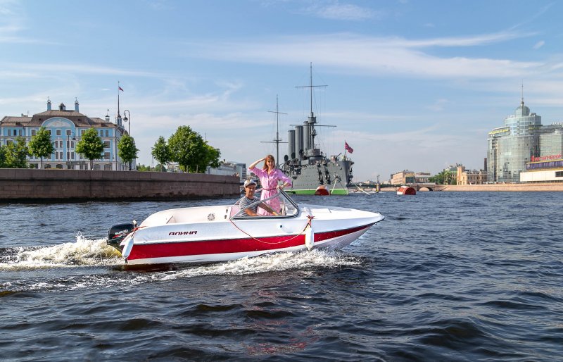 Нева Петербург катер