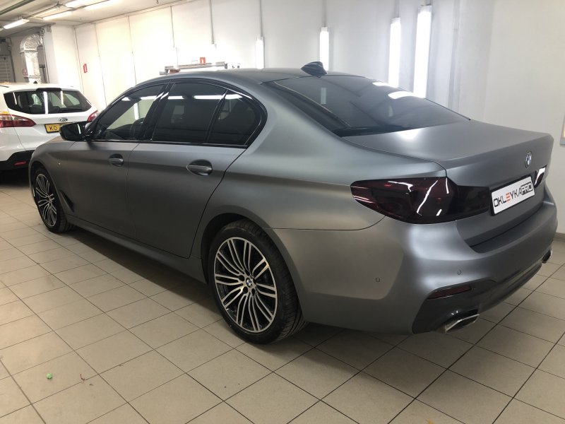 G30 BMW тонированные фары