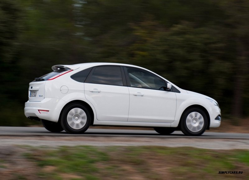 Ford Focus белый