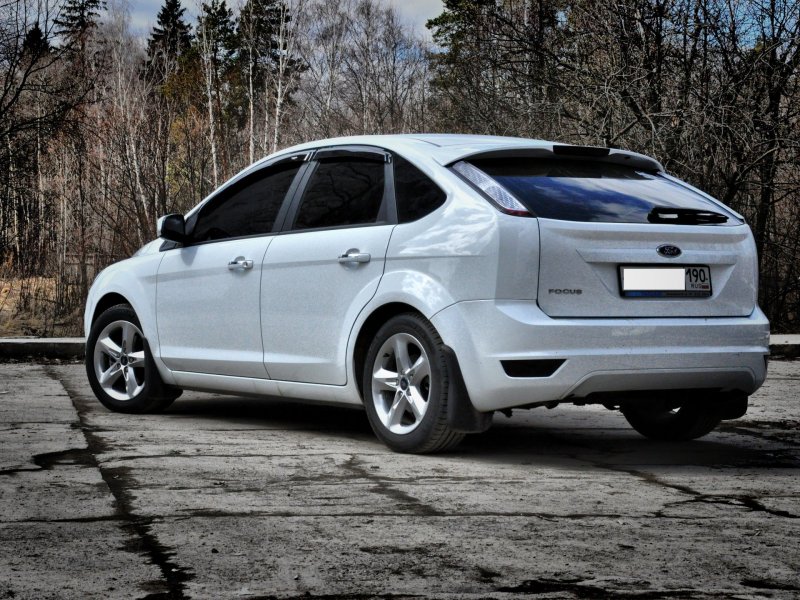 Ford Focus 2 хэтчбек