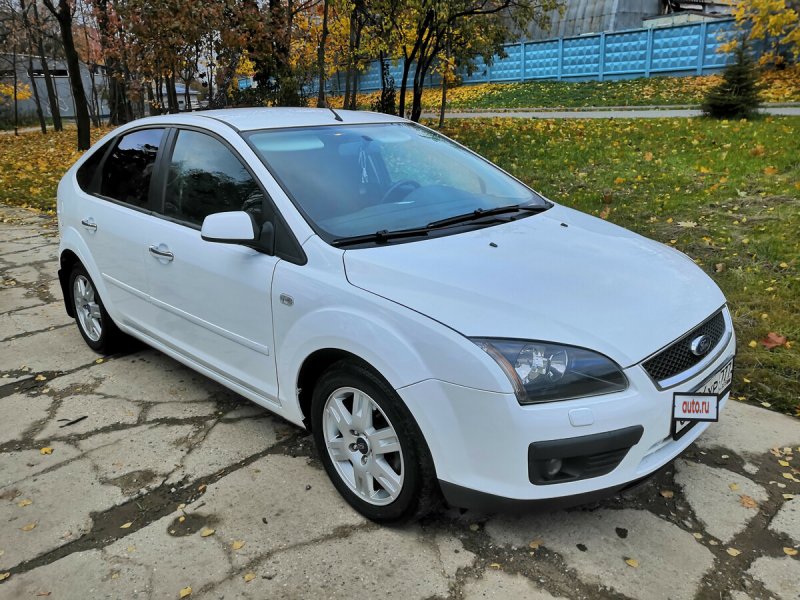 Ford Focus 2 белый