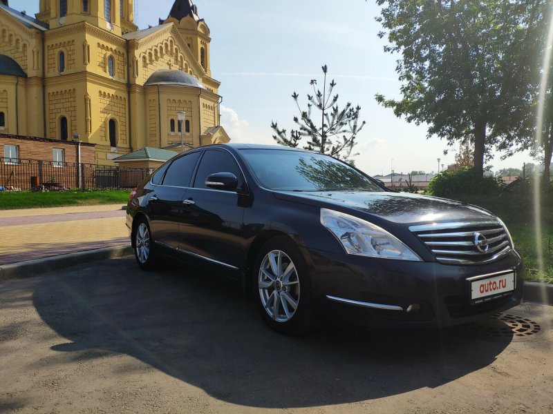 Nissan Teana 2002
