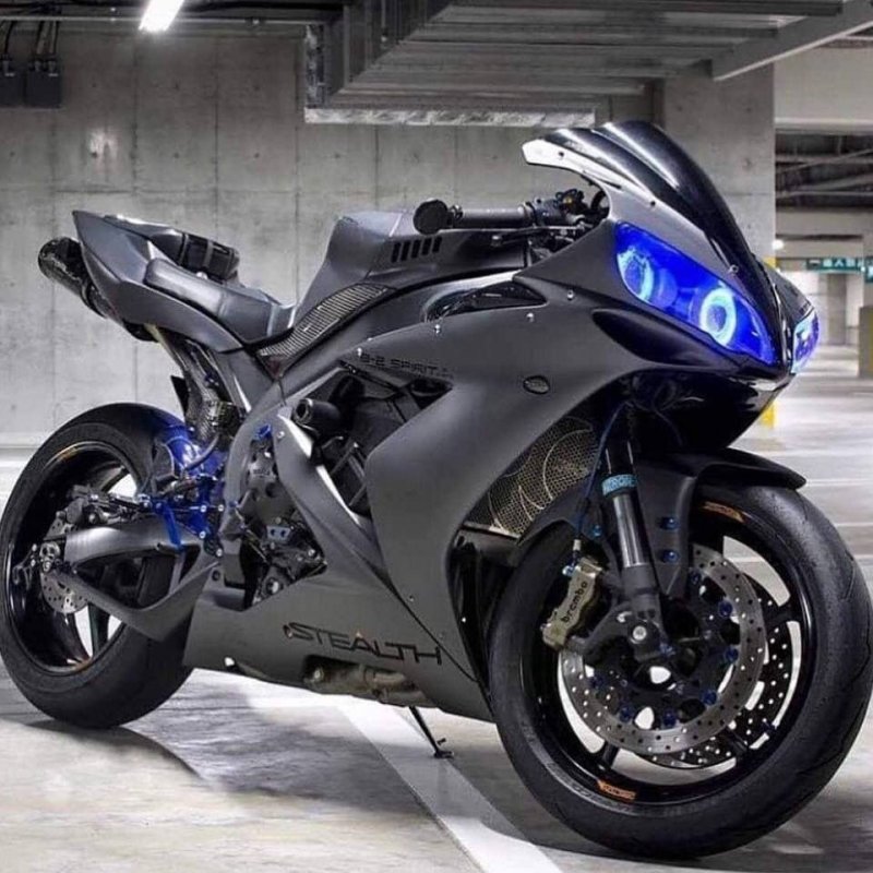 Yamaha YZF r8