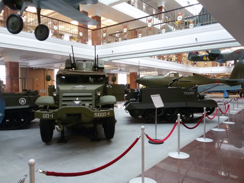 Парк Победы музей военной техники
