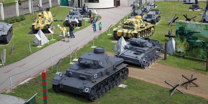 Парк Победы музей военной техники под открытым небом
