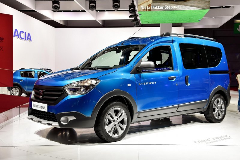 Рено Dokker Stepway