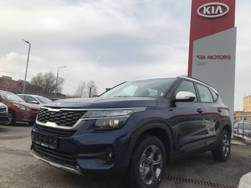 Kia Seltos 2020 синий