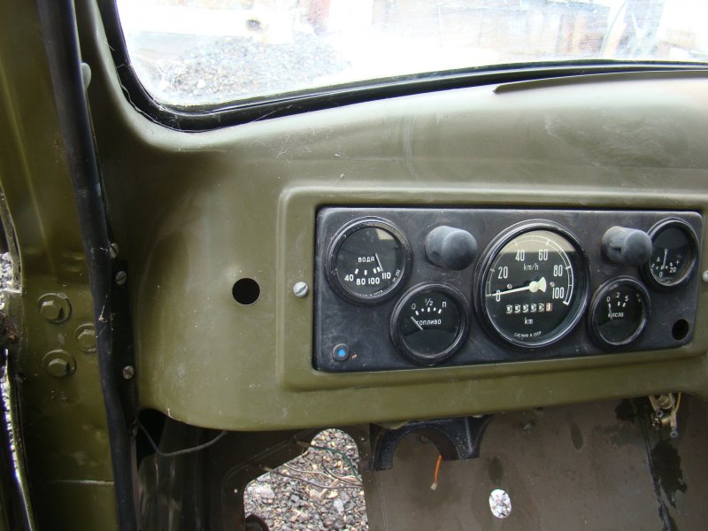 Панель приборов ЗИС 151