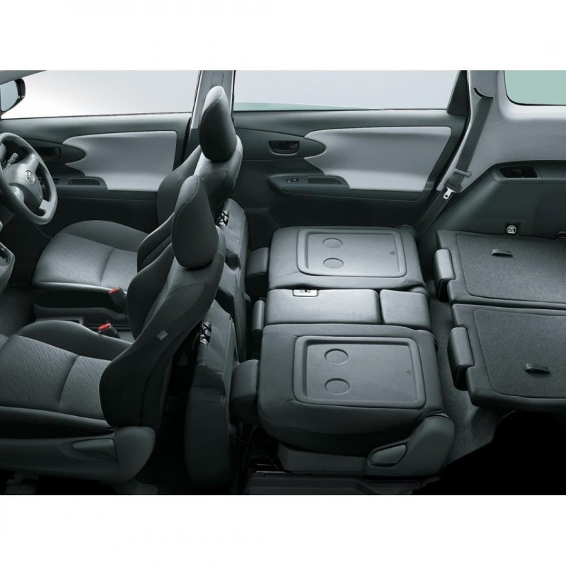 Toyota Wish 2014 салон