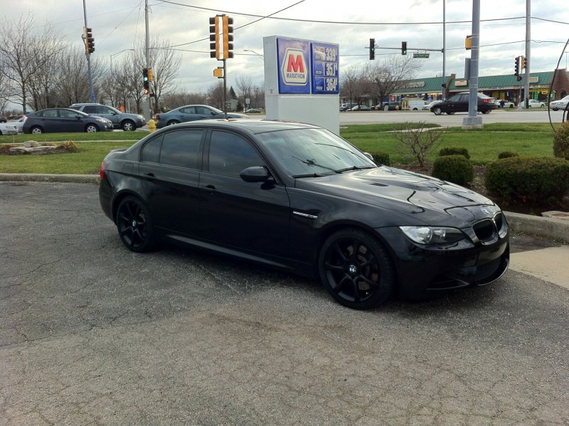 BMW 3 e90 черная тонированная