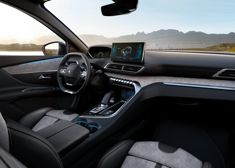 Peugeot 3008 2015 салон