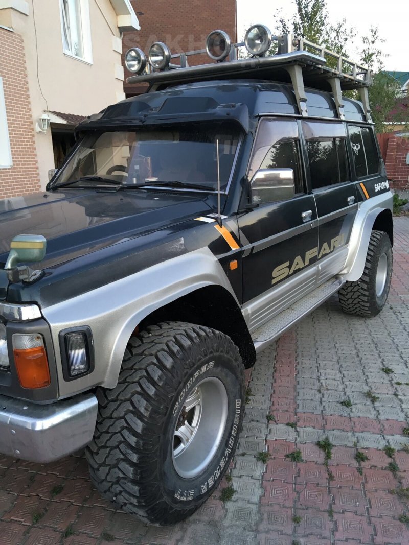 Nissan Safari 1995