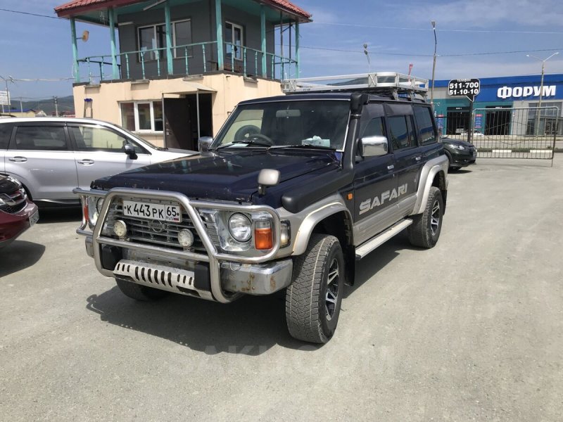 Nissan Safari, 1996