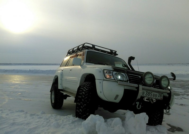 Nissan Safari y61