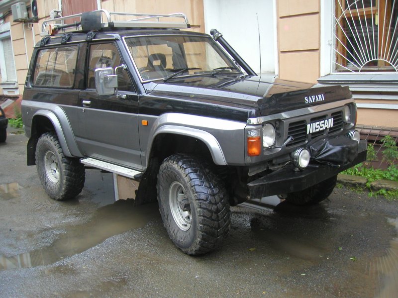 Nissan Safari 1991
