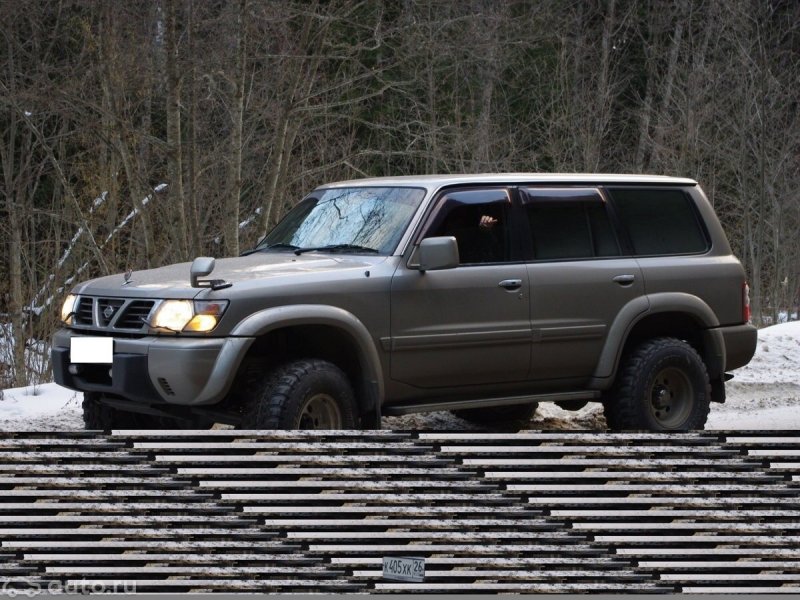 Nissan Safari y61 боевой