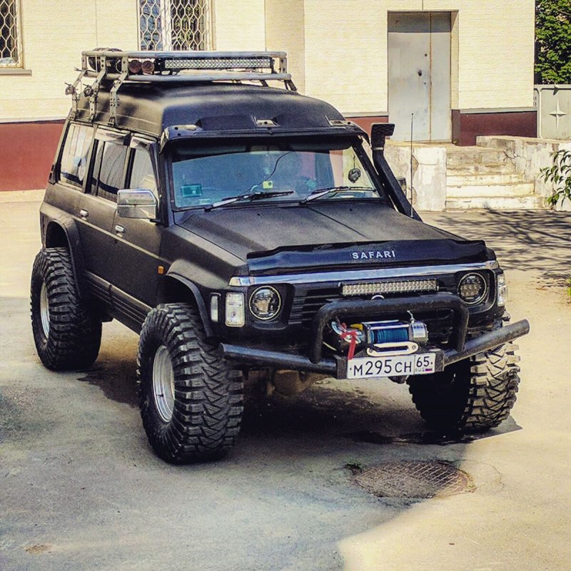 Nissan Patrol Safari y60
