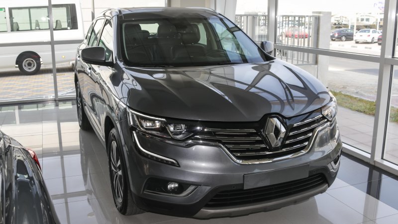 Renault Arcana коричневый