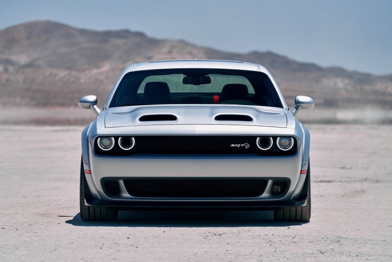 Dodge Challenger srt Demon 2020