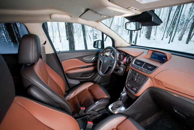 Opel Mokka 2012 салон
